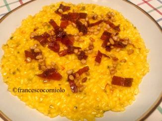 Risotto jaune aux jambon cru de Bosses et aux pignons de pin